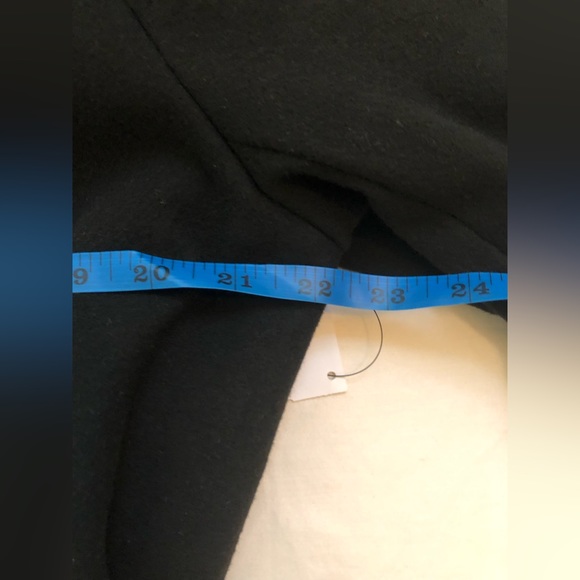 AKIRA BERLIN TRENCH JACKET WITH UTILITY BELT SIZE: XL - Picture 5 of 16